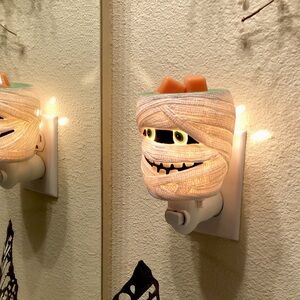 Under Wraps Mini Scentsy Warmer - Mummy - Halloween